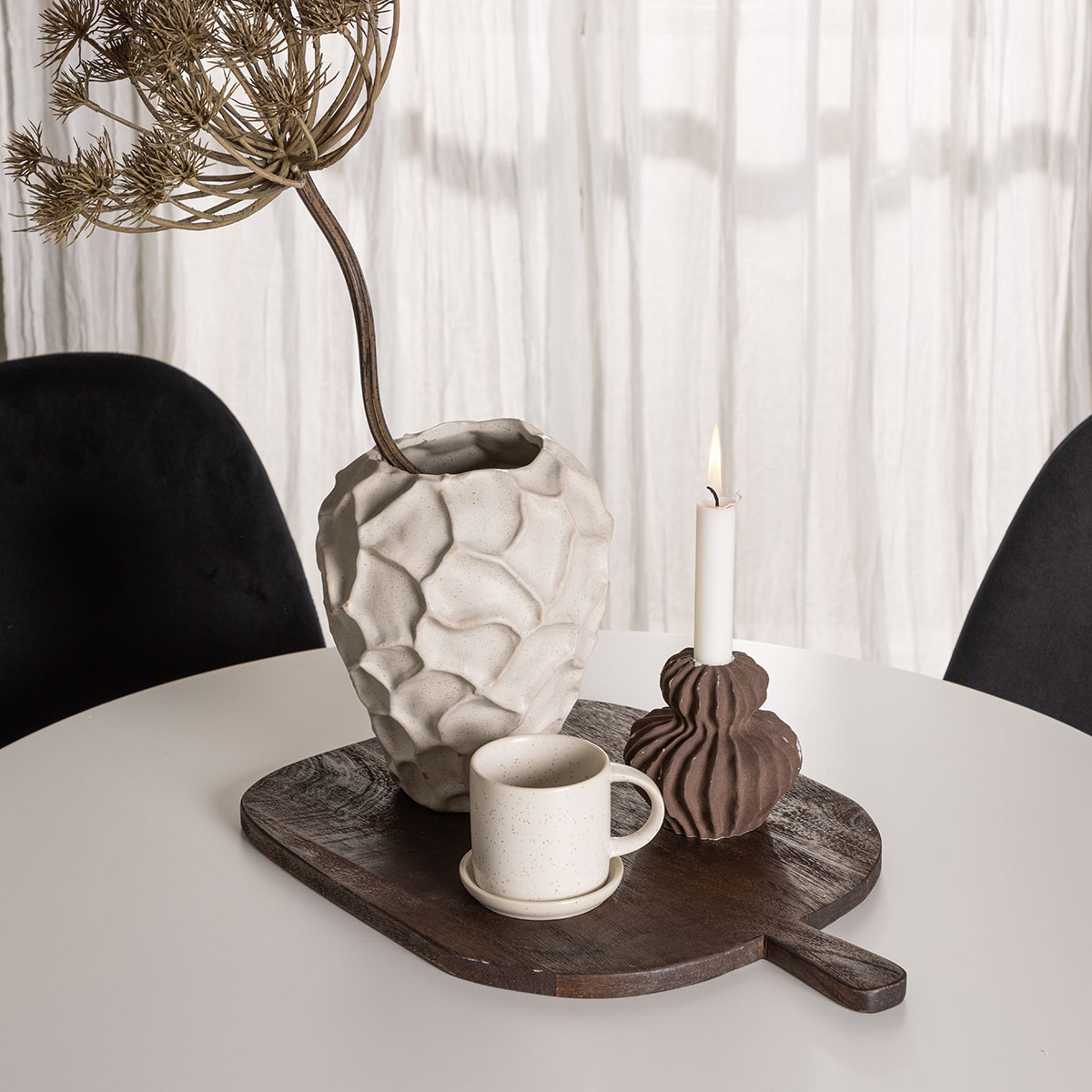 Matgrupp Venture Home Hamden Ø80 cm med 4 Polar Sammet stolar