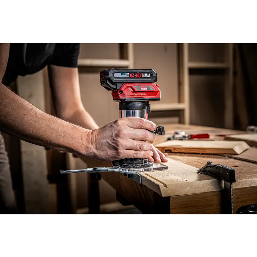 Handöverfräs SKIL 3170 FA Batteridriven Kolborstfri