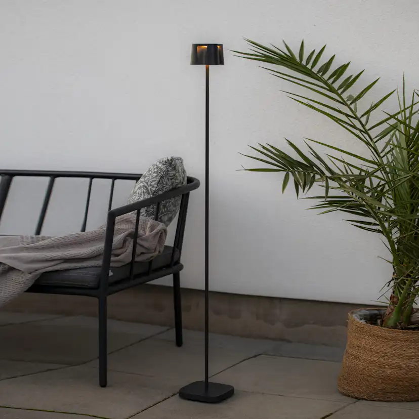 Golvlampa Gnosjö Konstsmide Nice USB
