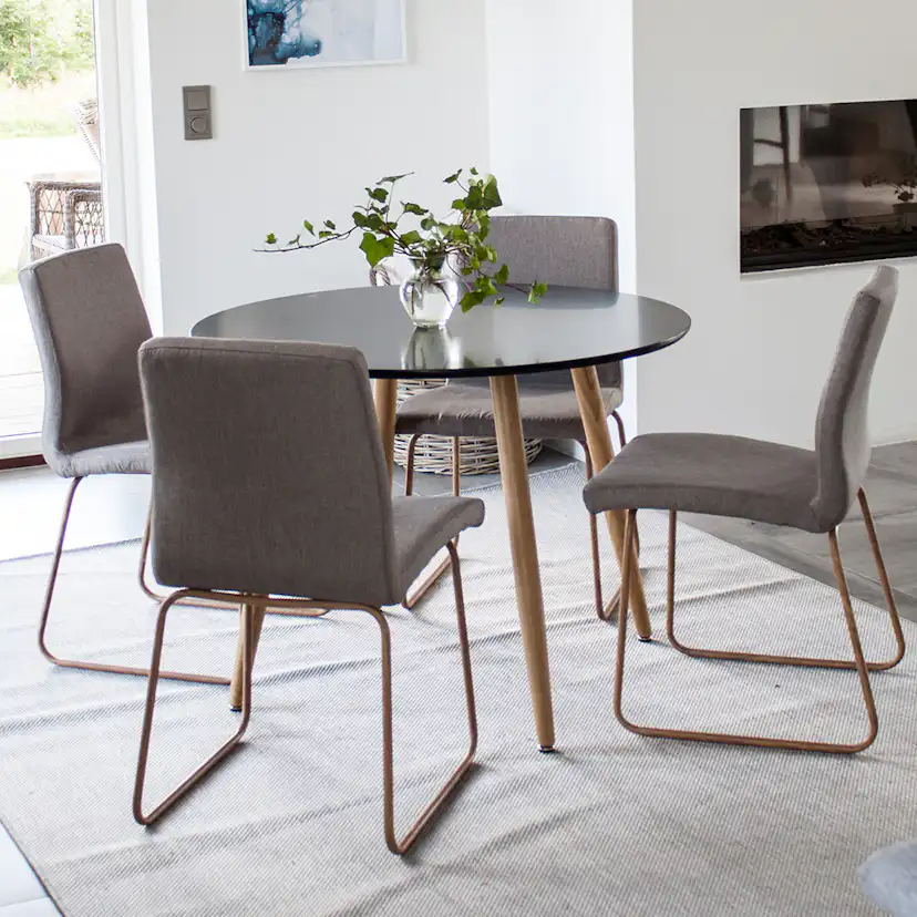 Matgrupp Venture Home Pelle Milla med 4 Stolar