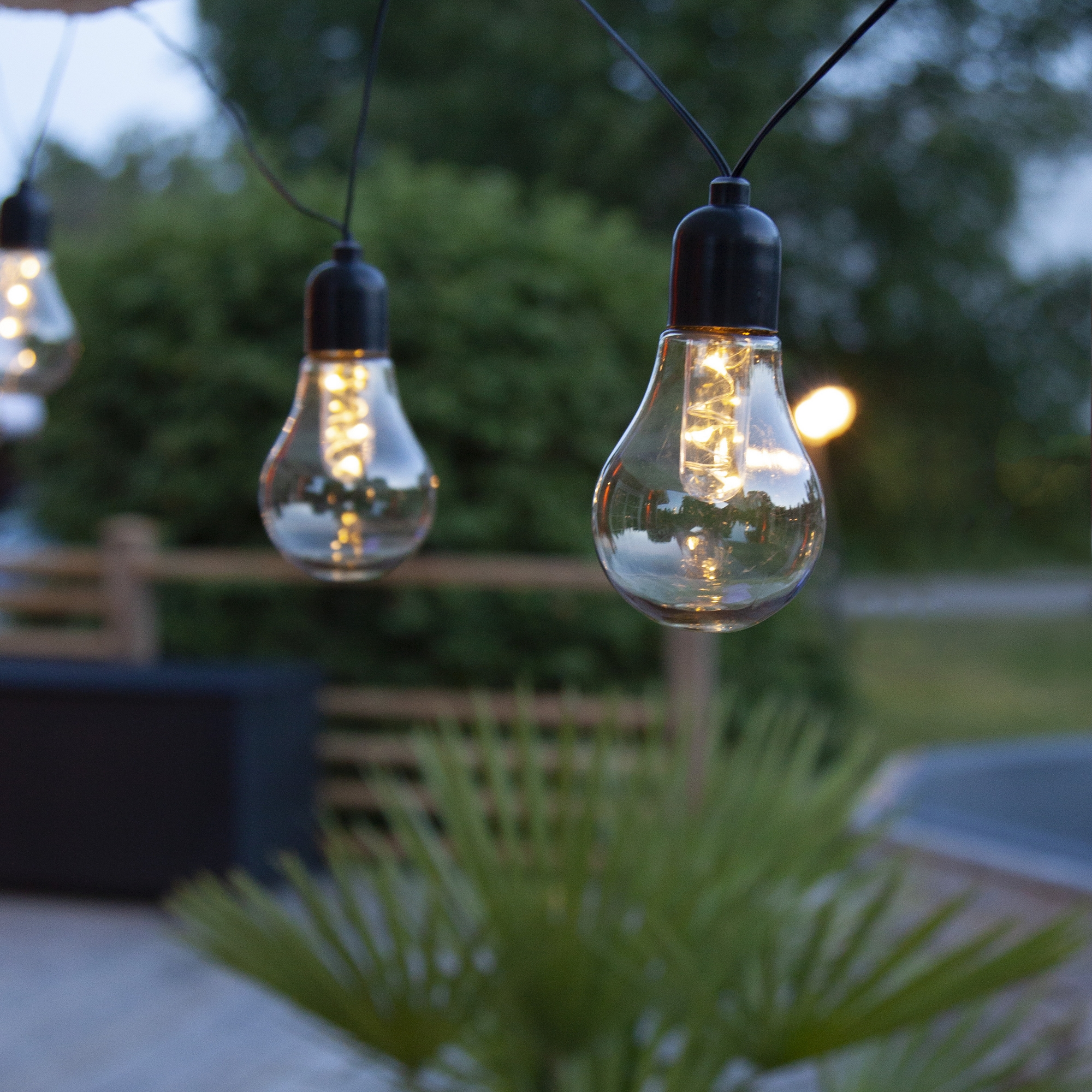 Ljusslinga Star Trading Glow 10L Batteridriven Utebelysning Svart 4m