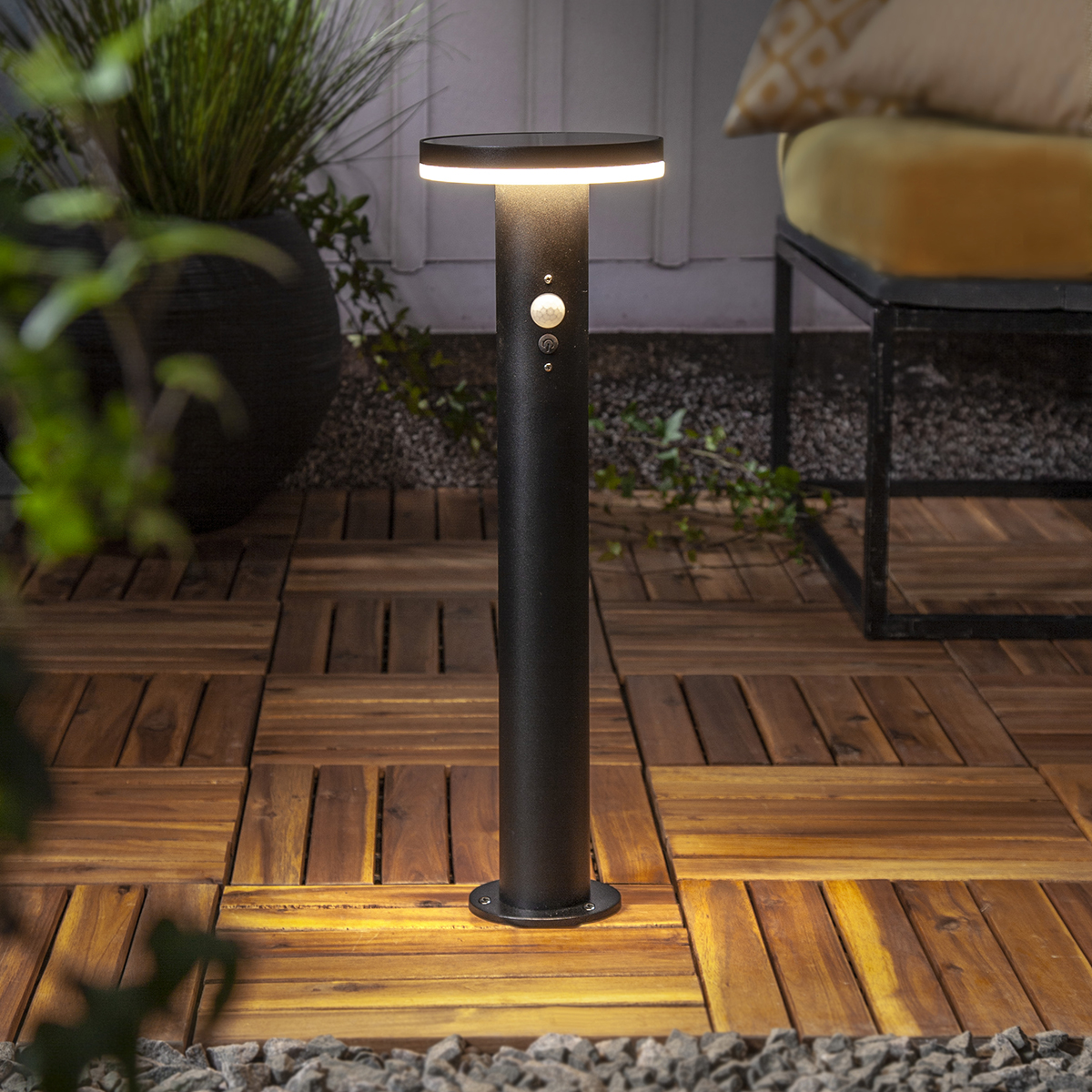 Solcell Pollare Star Trading Valletta LED