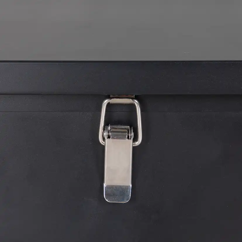 Elsa cushion box - black Svart