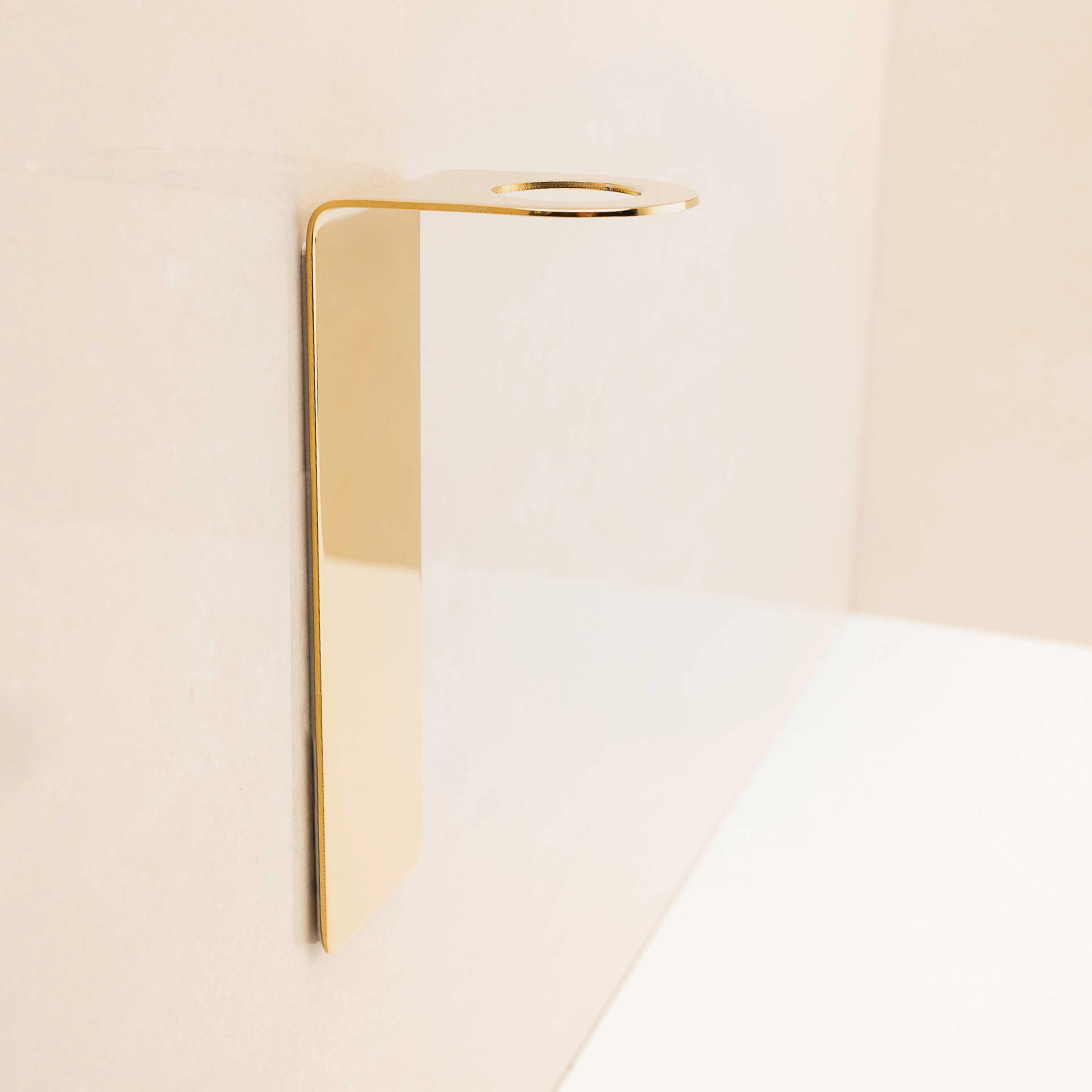 LAVABO Luna Sæbedispenserholder, PVD Messing Mässing