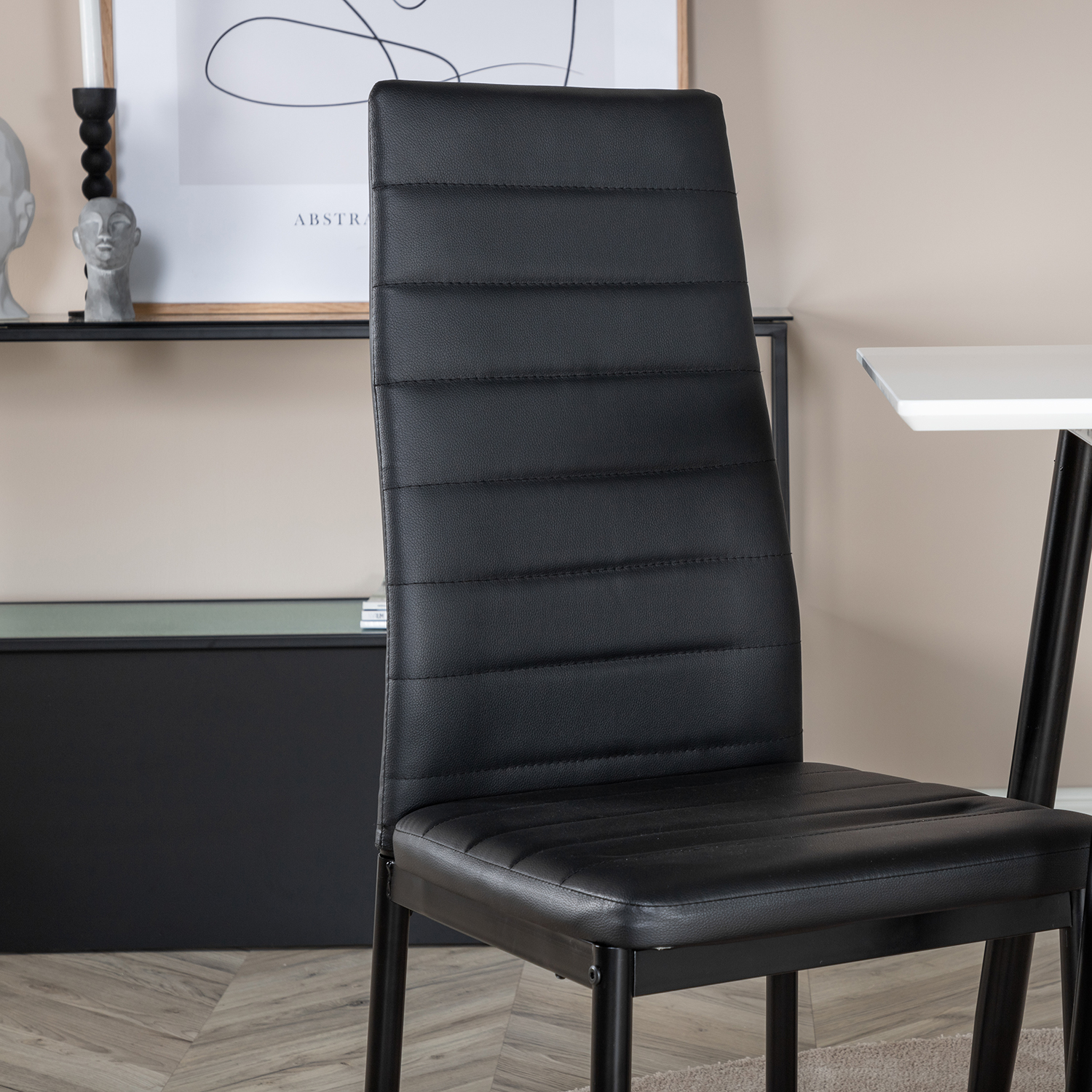 Matgrupp Venture Home Pobbie med 2 Sly Stolar Konstläder