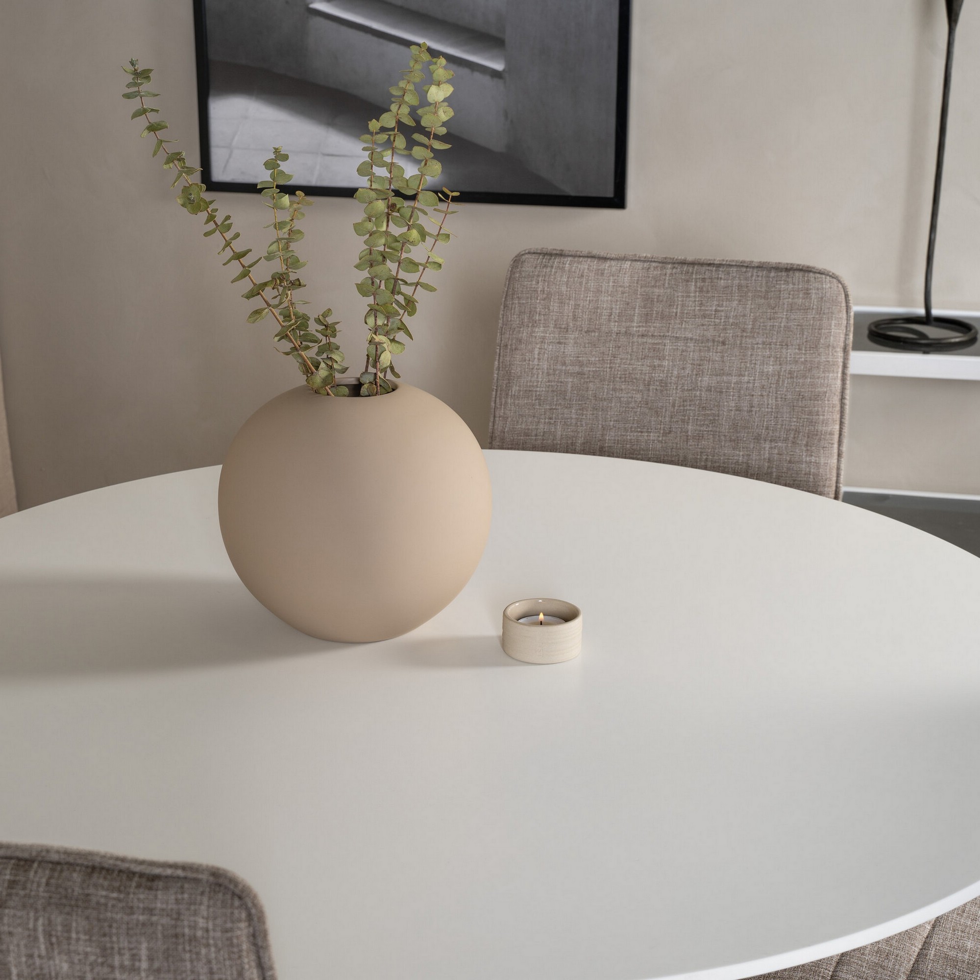 Matgrupp Venture Home Plaza med 4st Windu Stolar