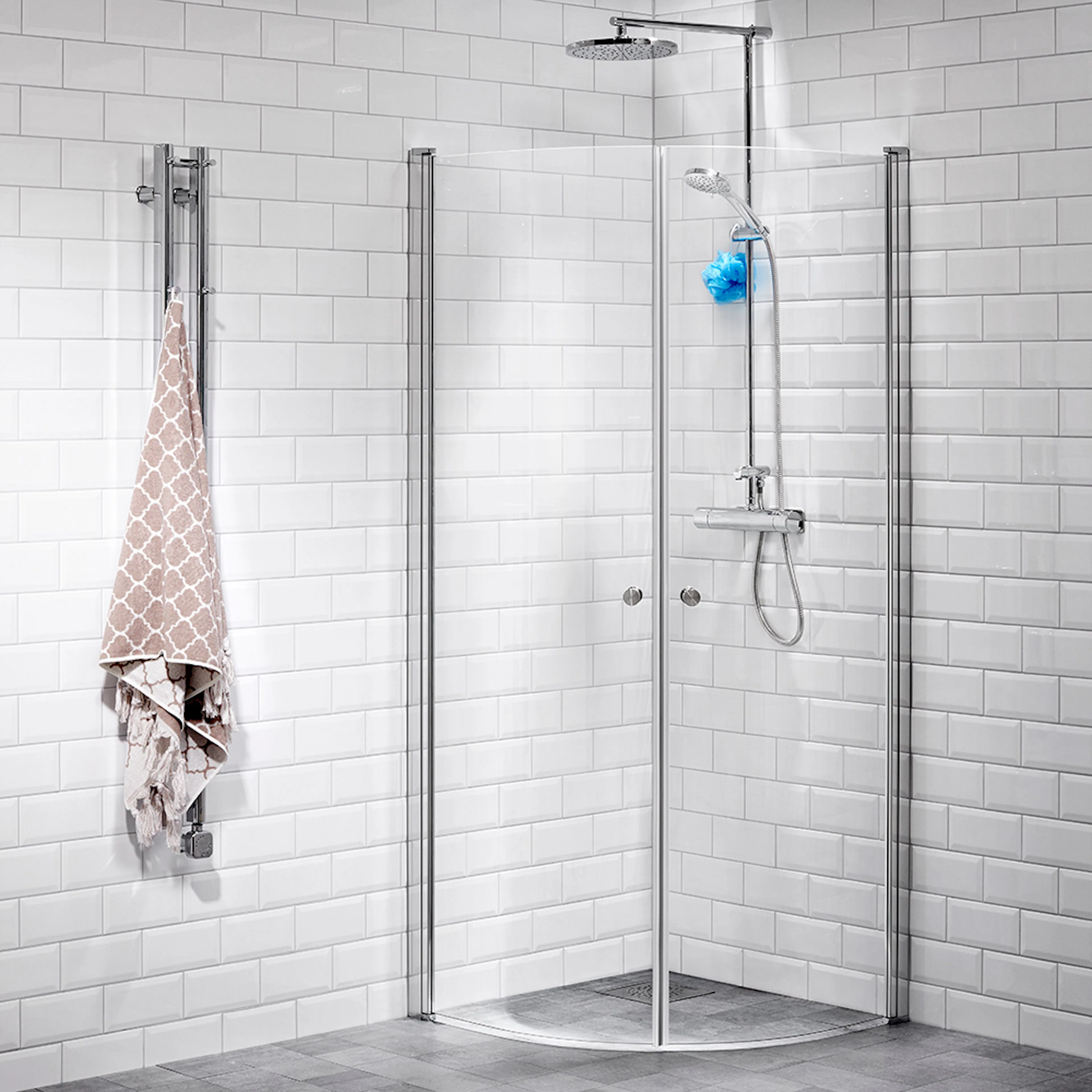 DHÖRN LUSSO1 HT2 SVÄ 90X90 KL LxB: 900x900 mm, Klarglas, Handtag 2