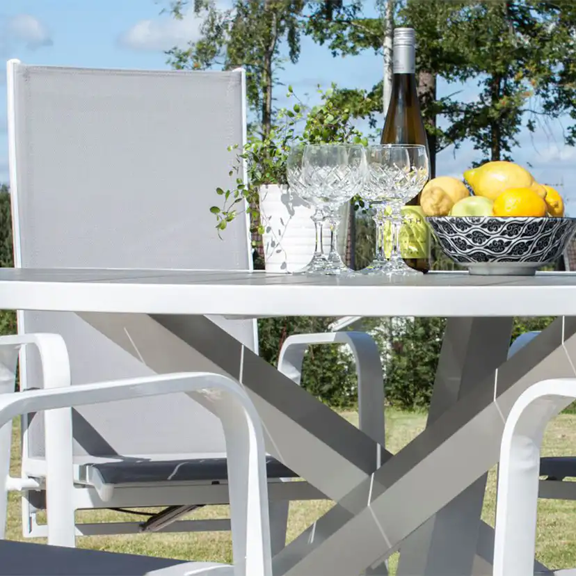 Matbord Venture Home Parma Ø 140 cm