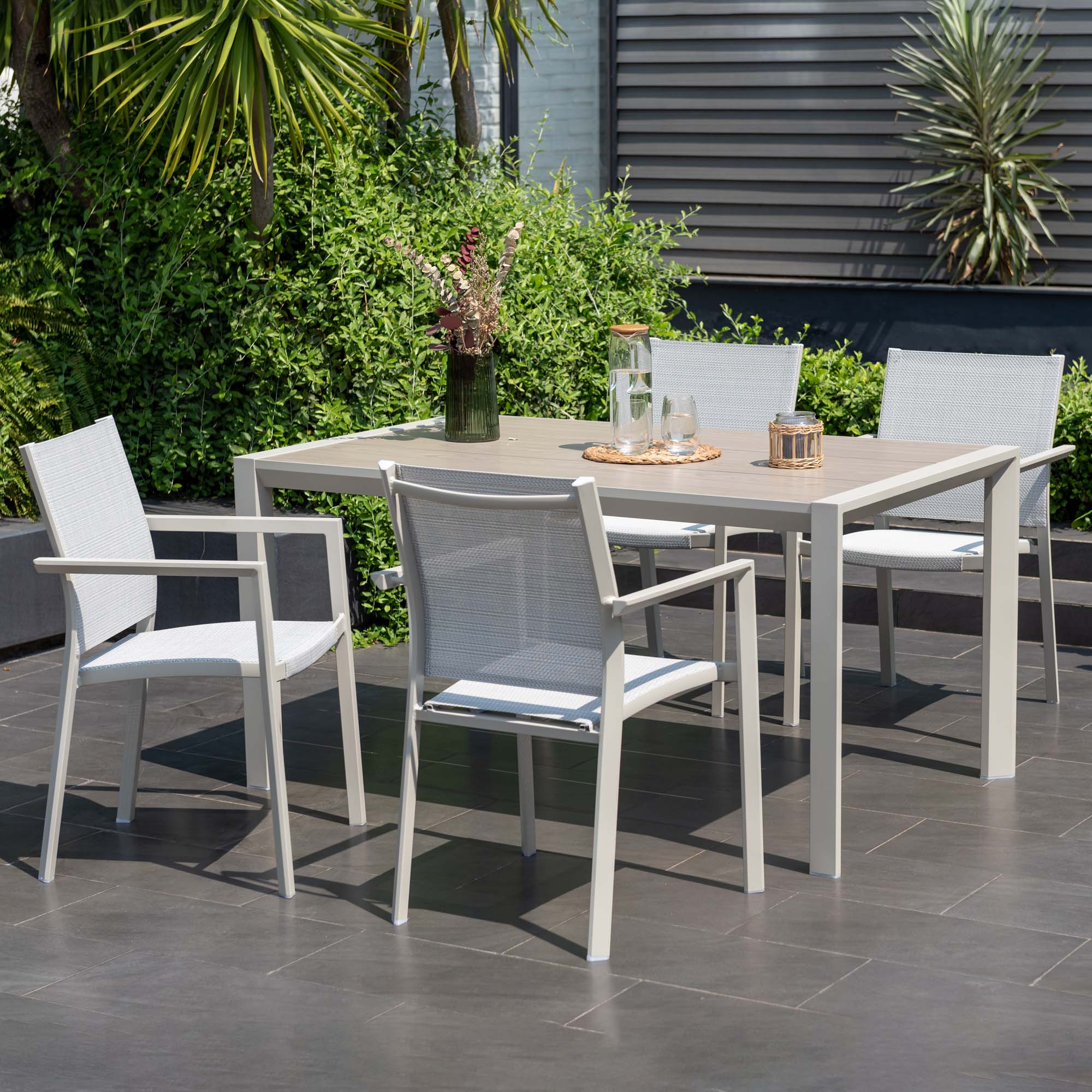 Matgrupp Utomhus LifestyleGarden Urbanite 160 cm 4 karmstolar