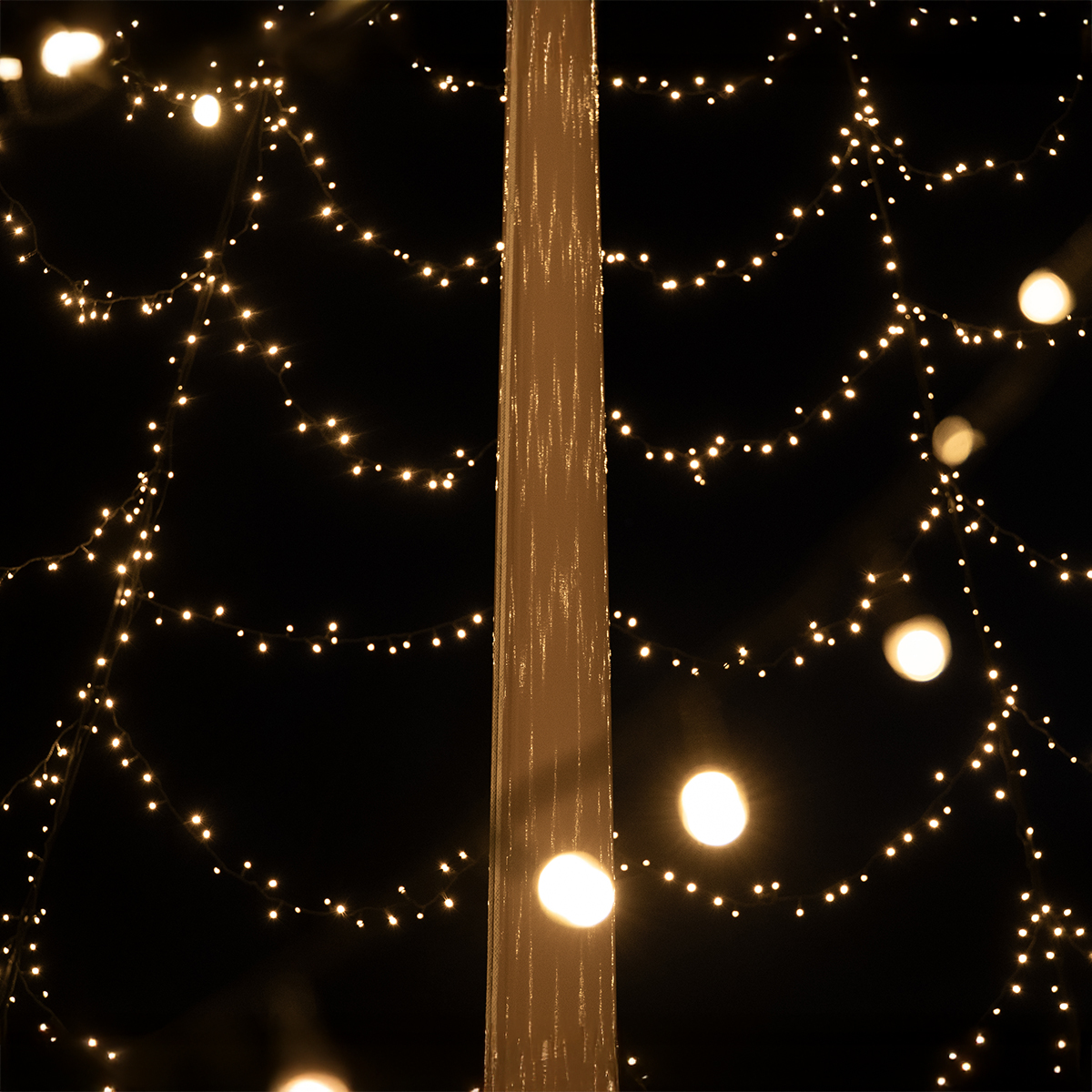 Flaggstångsbelysning Glimma 10 m 2000 LED DUOLED med app 10m, 2000 ljuskällor, DUOLED