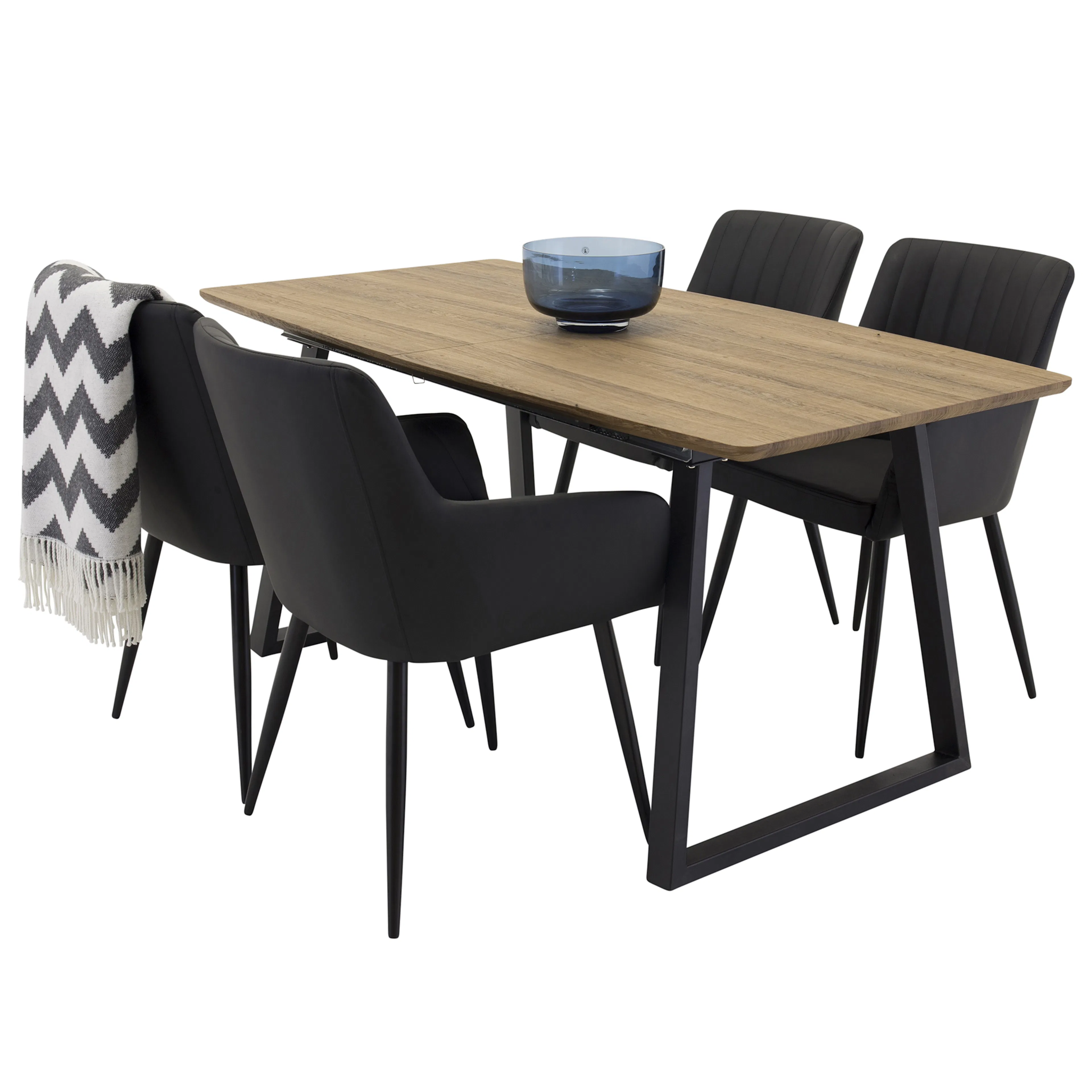 Matgrupp Venture Home Ina med 4 Corina Stolar Konstläder