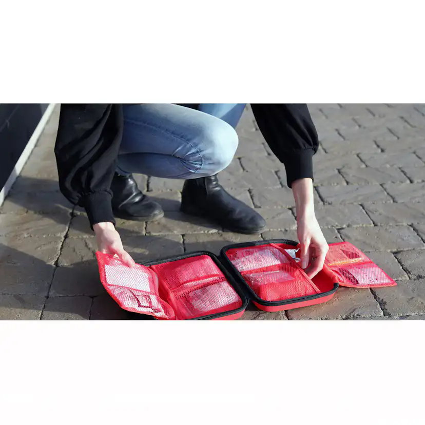 Första Hjälpen Väska Nexa 64 delar