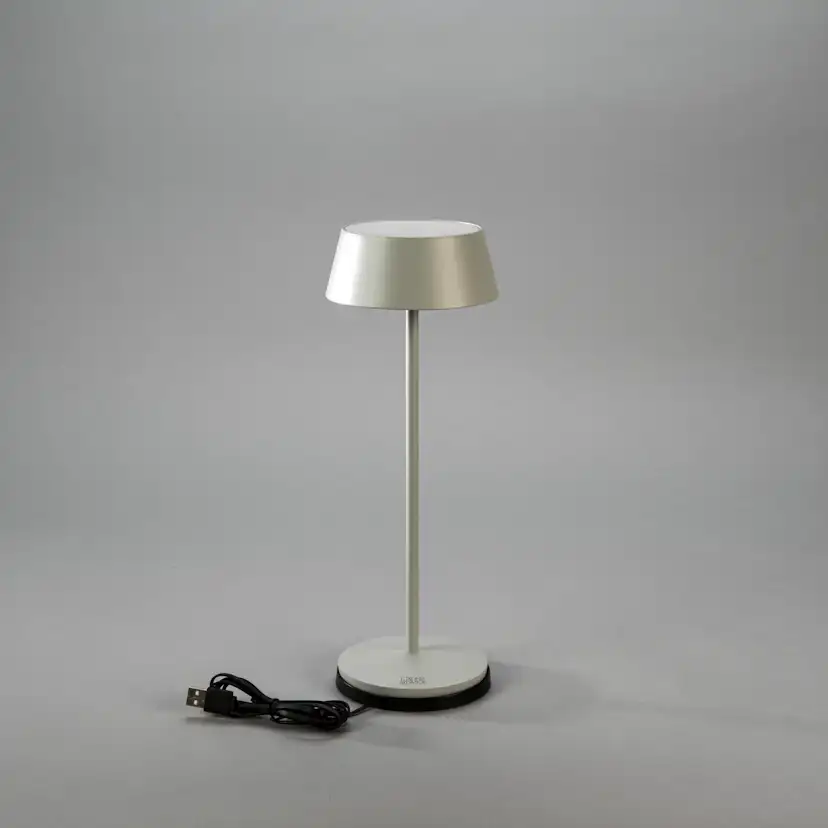 Bordslampa Gnosjö Konstsmide Menton USB Portabel