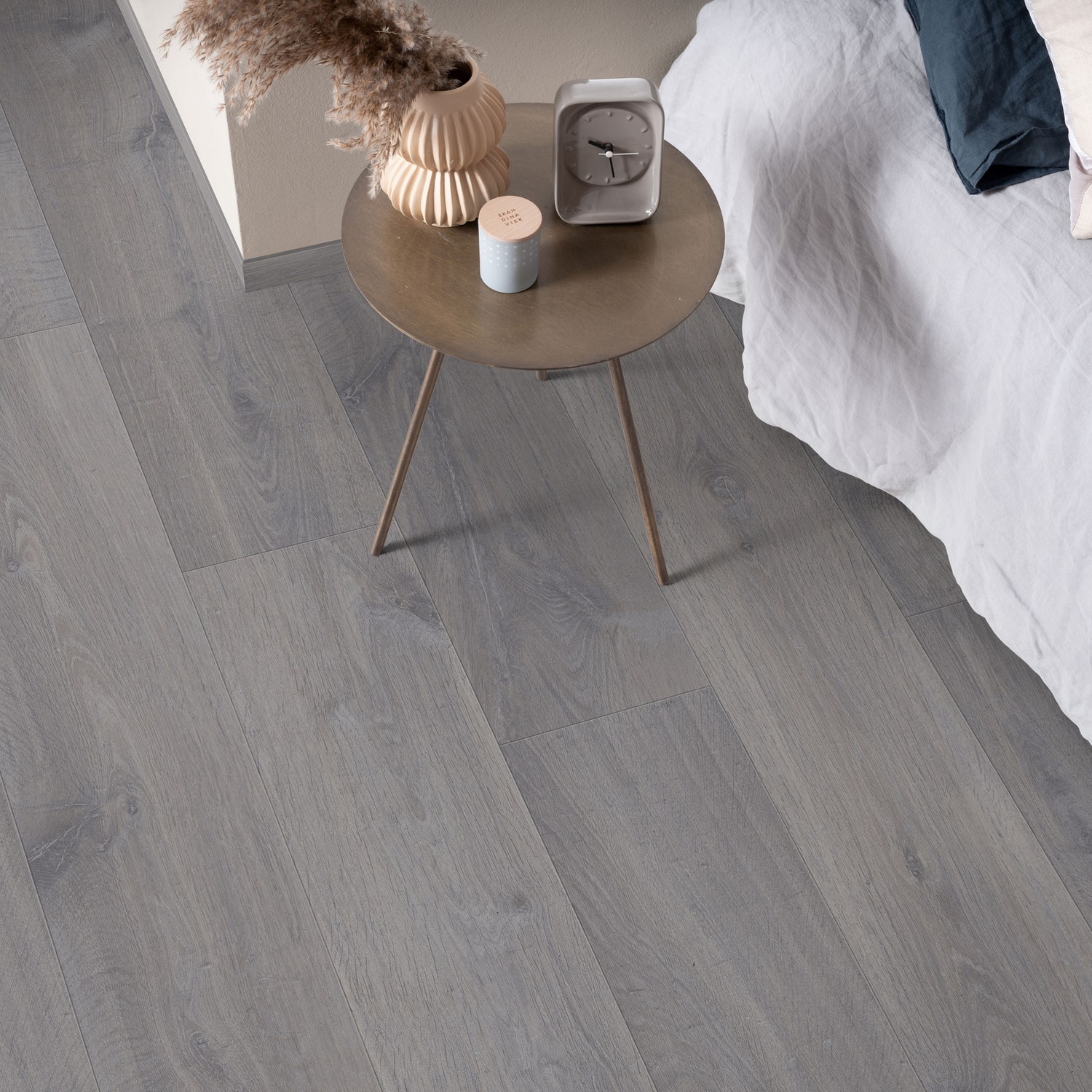 Laminatgolv Modern Plank 4V - SensationURBAN GREY OAK, PLANK Living Expression_NEW
