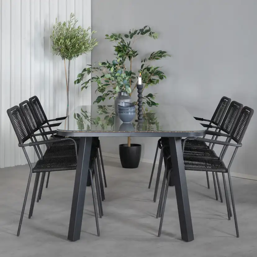 Paola Dining Table - Black Steel / Nature Wicker - 200*100+L Svart