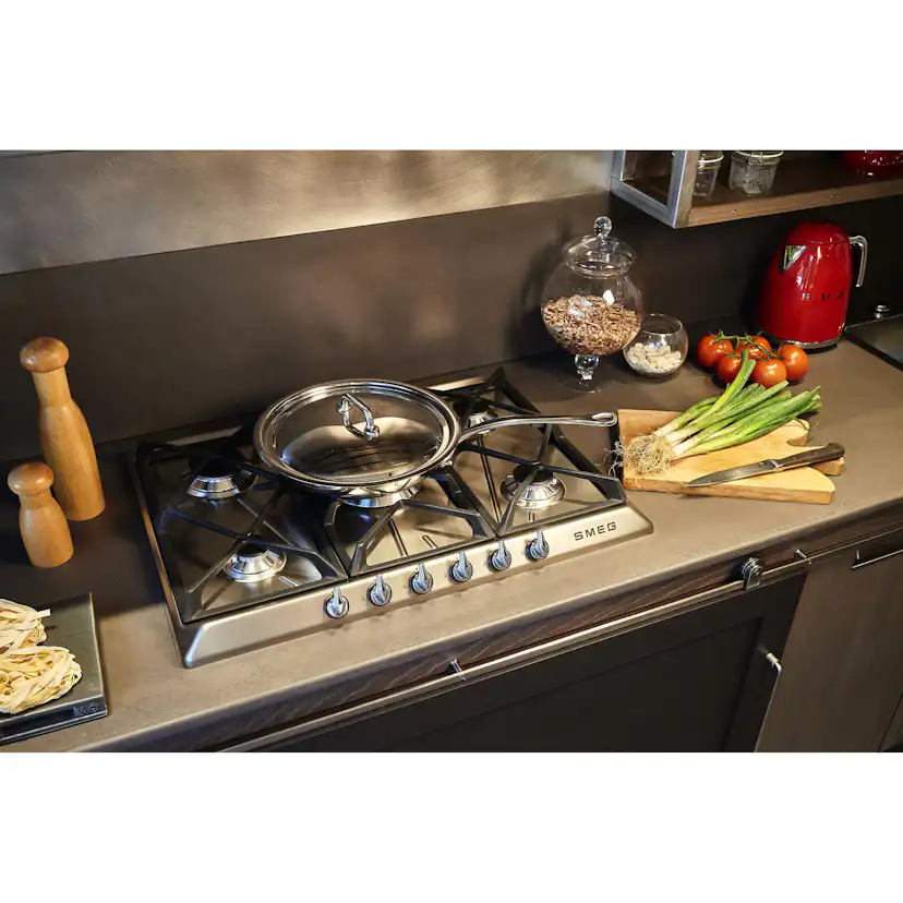 Gashäll Smeg Victoria SR975