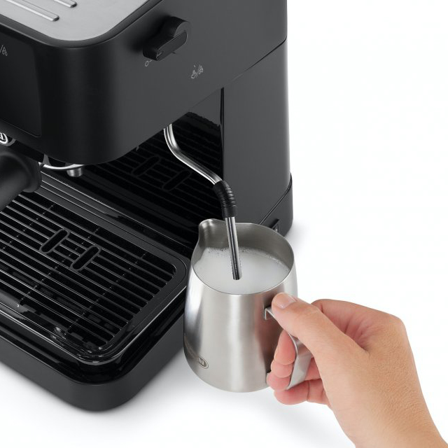 Espressomaskin DeLonghi EC235.BK