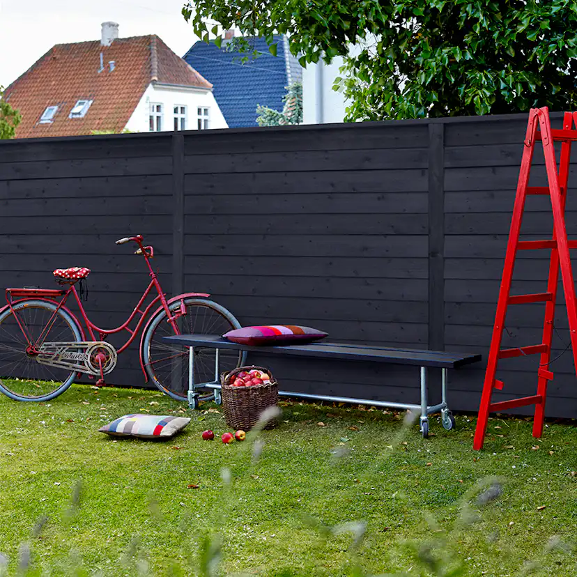 PLUS Klink profilstaket 174x166 cm inkl. toppavslut Grundmålad Svart