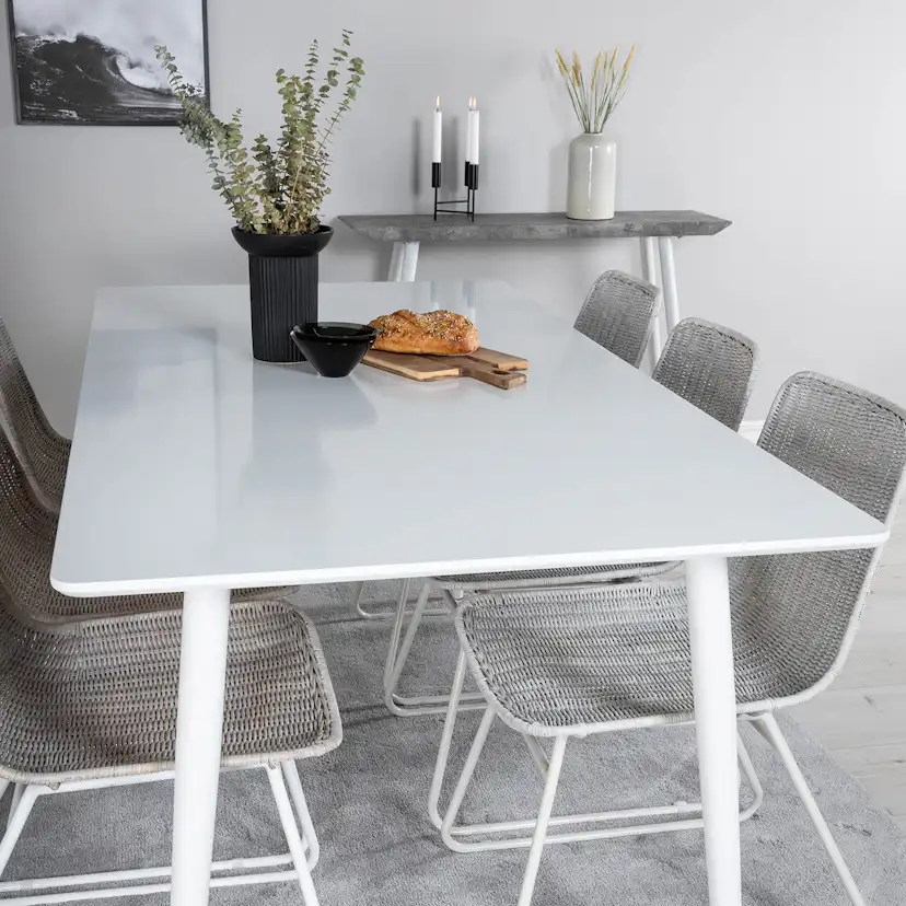 Matgrupp Venture Home Pobbie med 6 Cornelia Stolar