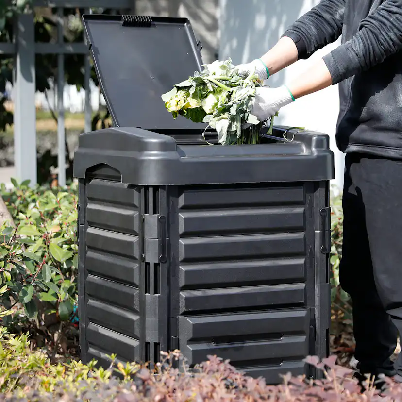 Varmkompost Lyfco 8100 med Lock 336 L