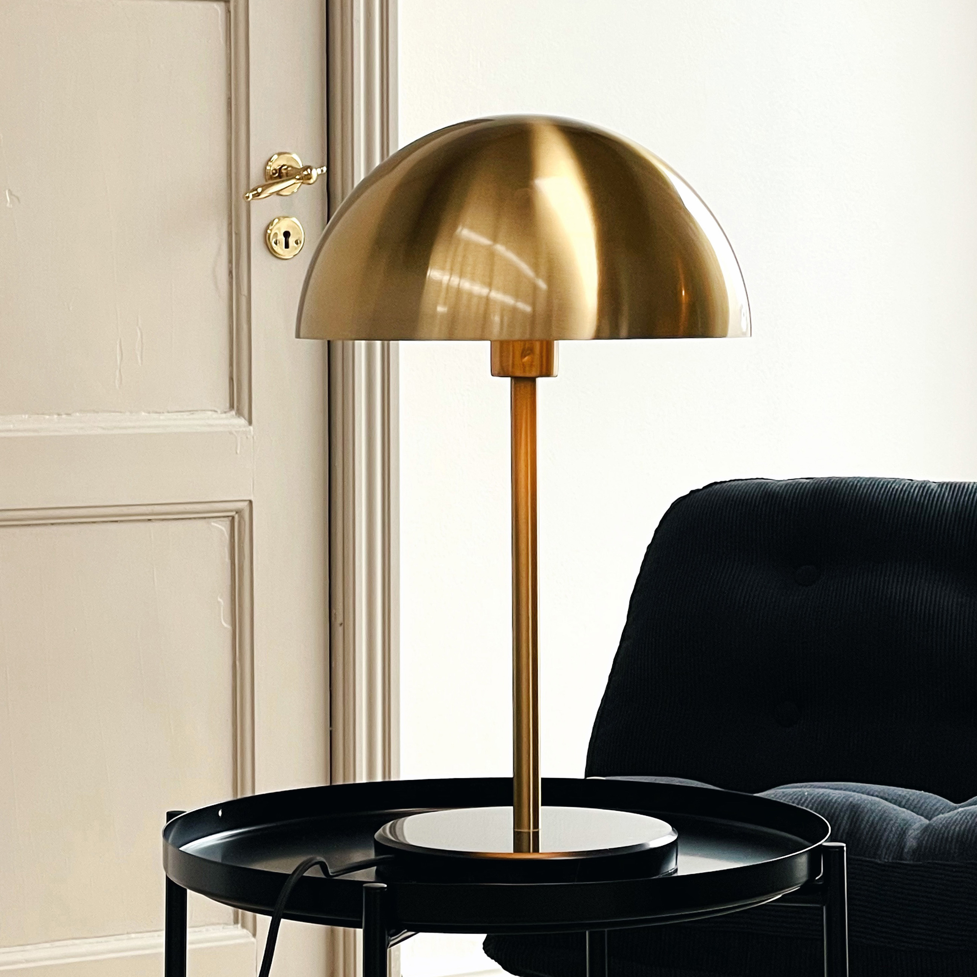 Bordslampa Dyberg Larsen French collection Nancy