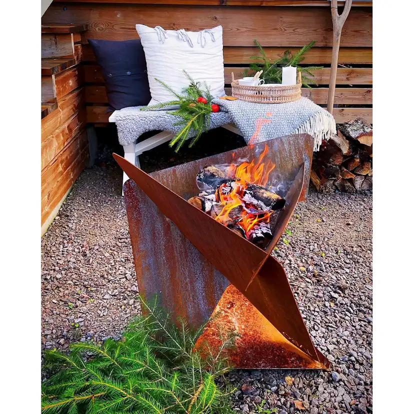 Eldfat Jabo Triangel Inkl Fat Corten 64x64x54 cm