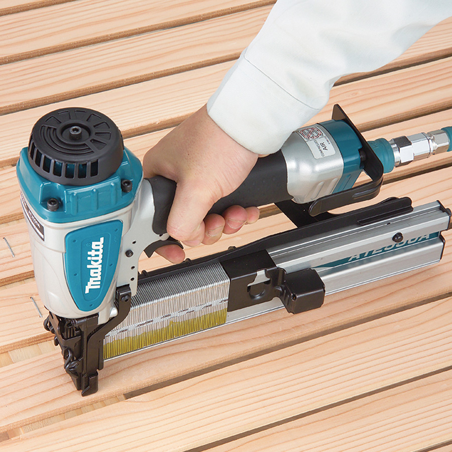 Klammerpistol Makita AT2550A