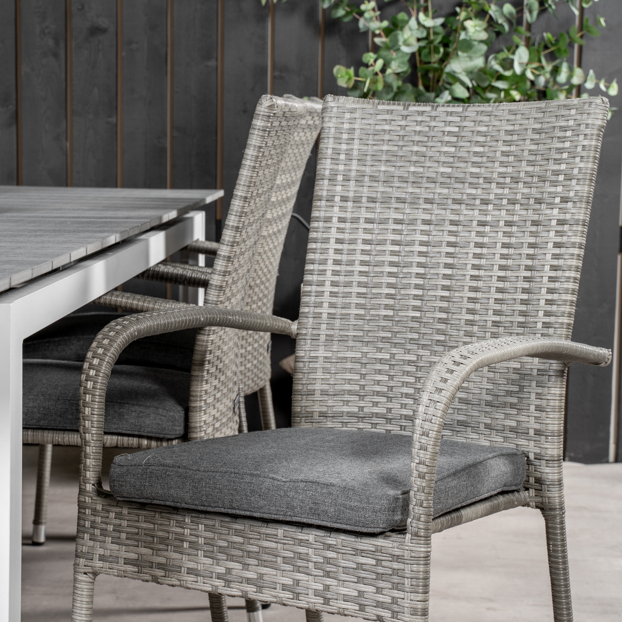 Levels Dining Table 224/324*100 - White Alu / Grey Aintwood Vit/Grå