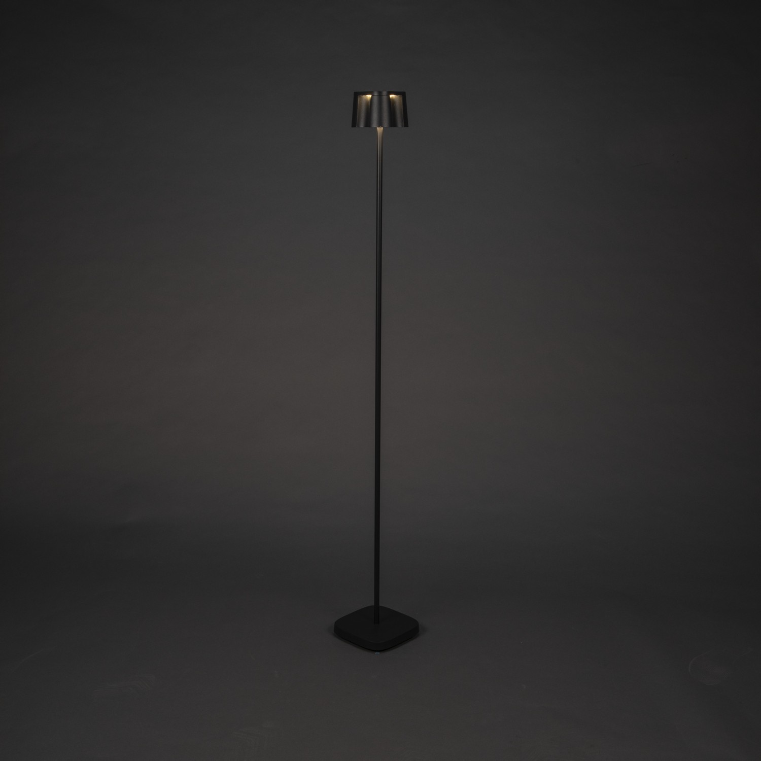Golvlampa Gnosjö Konstsmide Nice USB