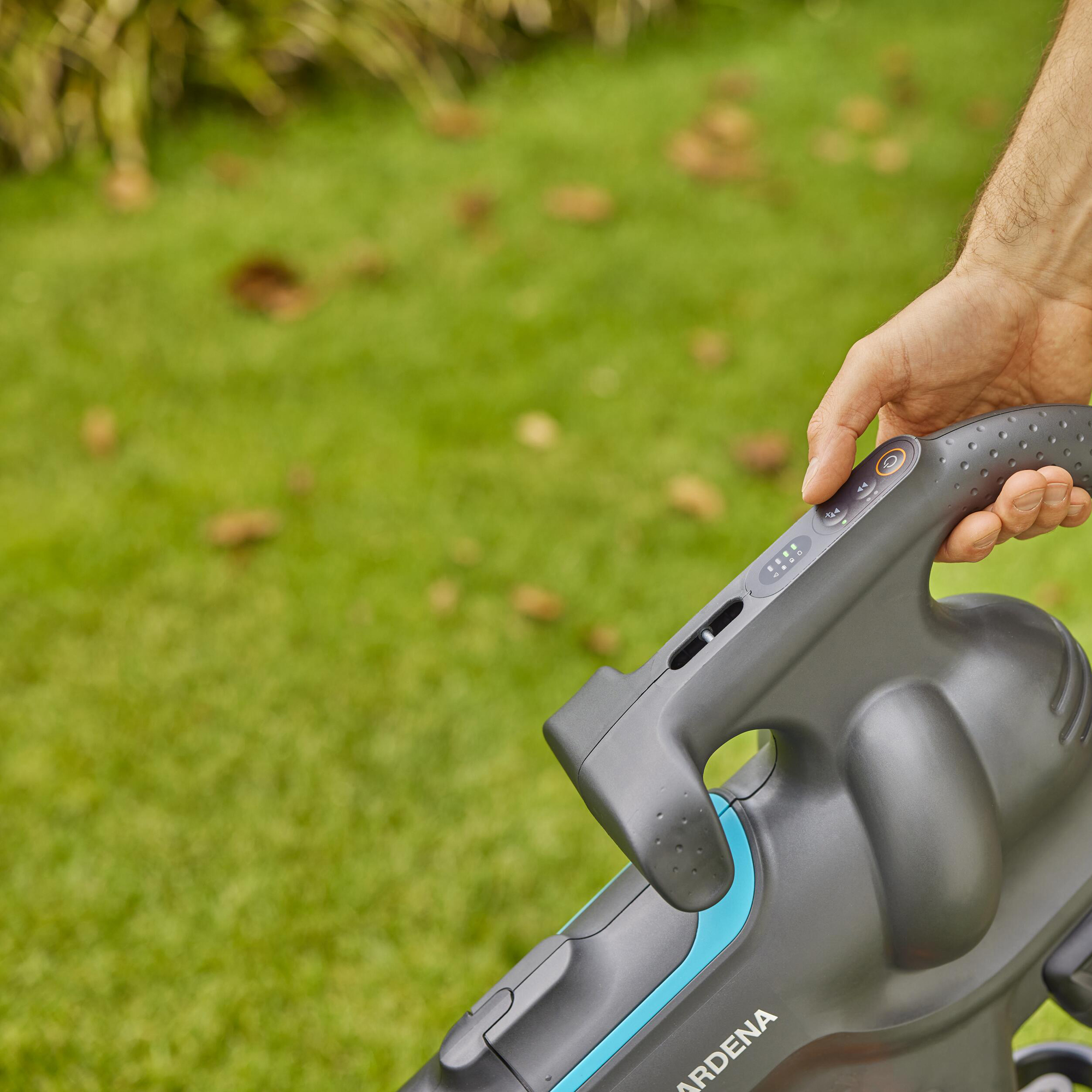 Lövblås/Sug Gardena PowerJet Collect 18V P4A Utan Batteri & Laddare