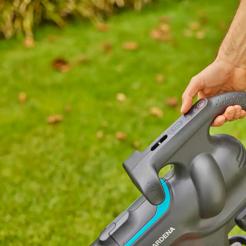 Lövblås/Sug Gardena PowerJet Collect 18V P4A Utan Batteri & Laddare