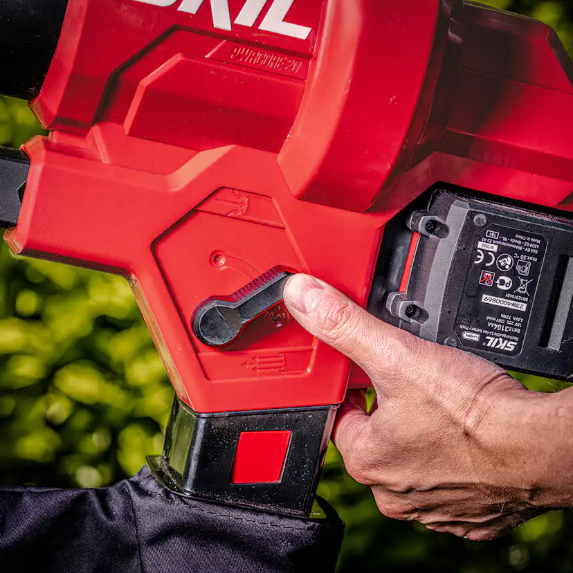 Lövblås/-Sug SKIL 0350 BA Kolborstfri Batteridriven