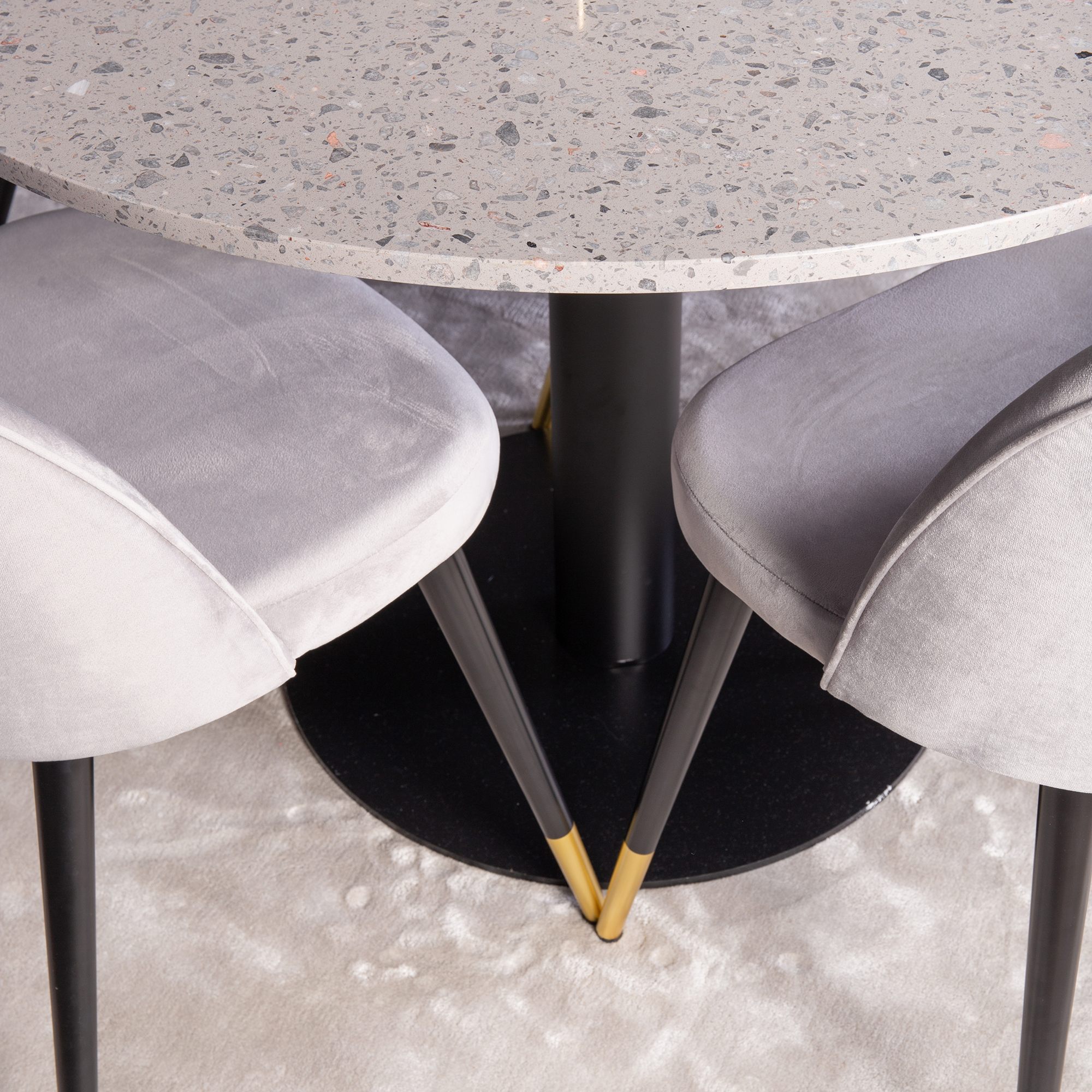 Matgrupp Venture Home Roxanna med 4 Vera Stolar