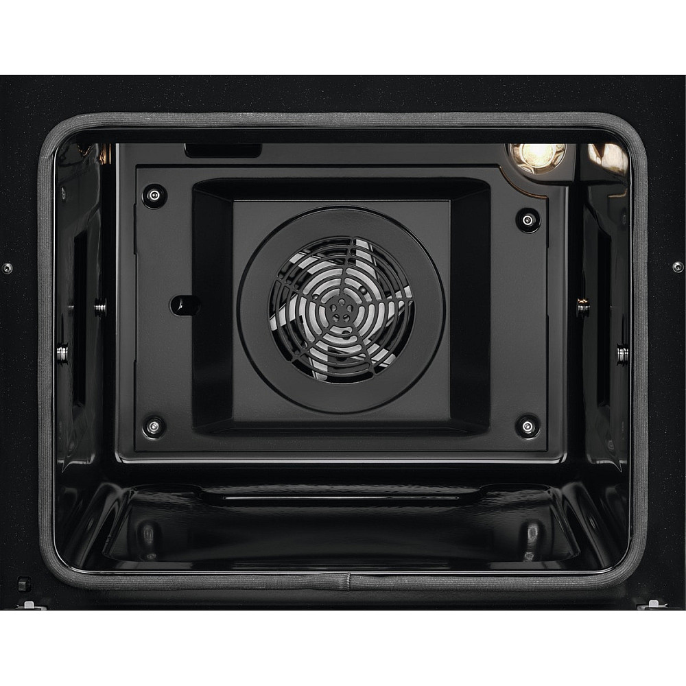 Induktionsspis Electrolux LKI64001SW med Hob2Hood och flernivåsmatlagning