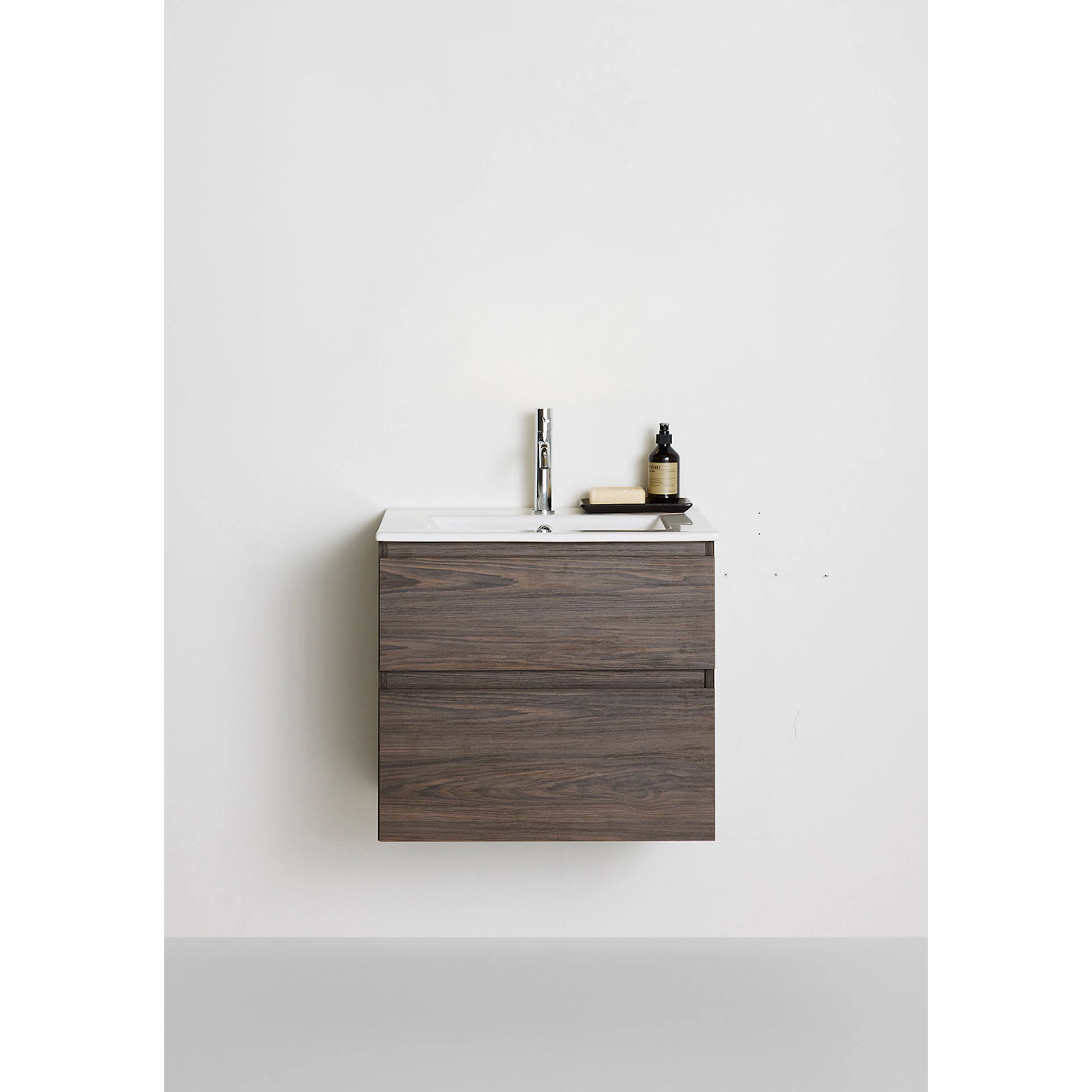 TVÄTTSTÄLLSSKÅP STYLE BRUN EK MED TVÄTTSTÄLL 600 B: 610 mm, Brun Ek