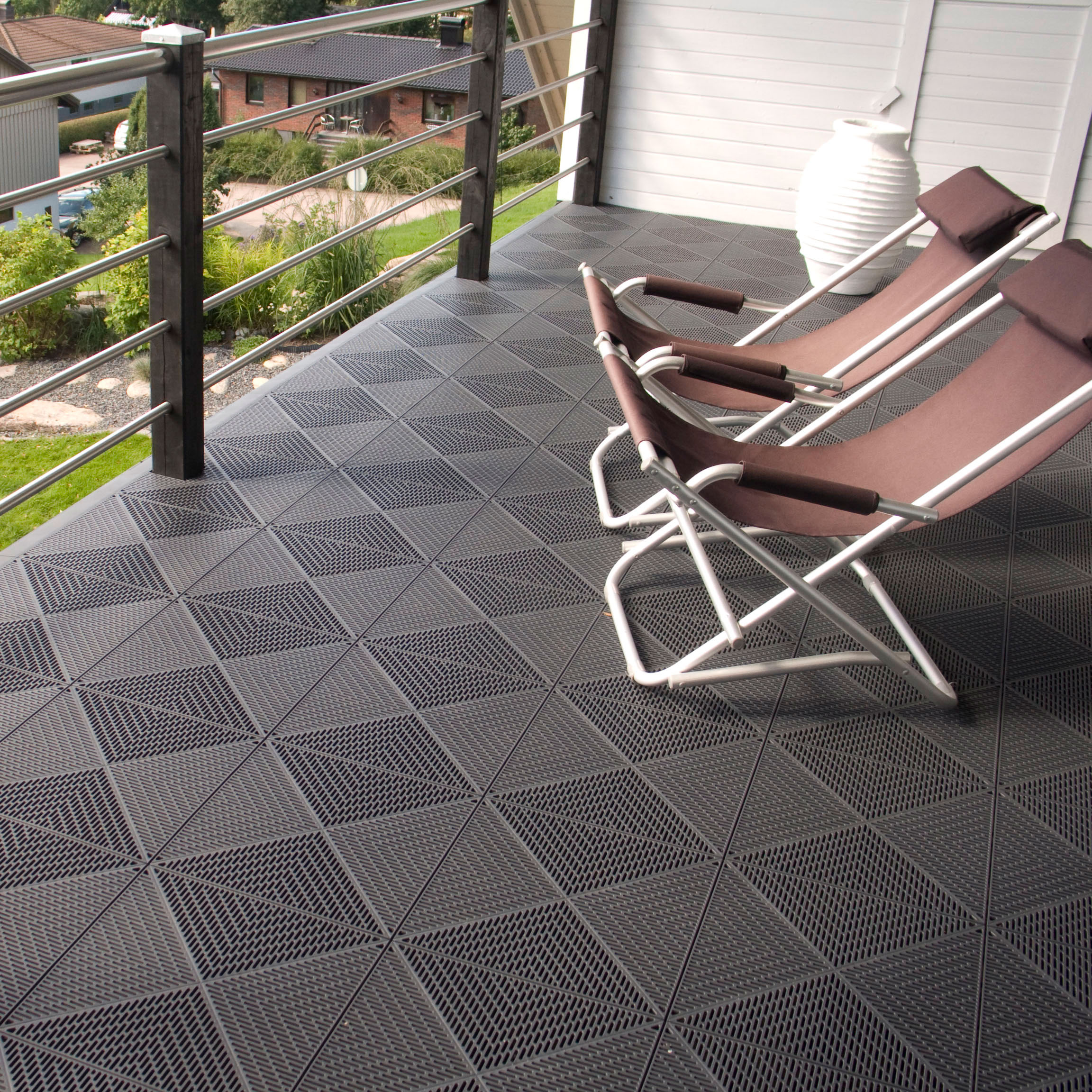 Golvplatta Bergo Unique Graphite Grey Golvtrall i Plast