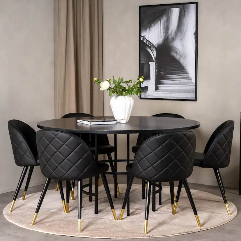 Matgrupp furniture/fashion Copenhagen med 6 Valentina Konstläder Stolar