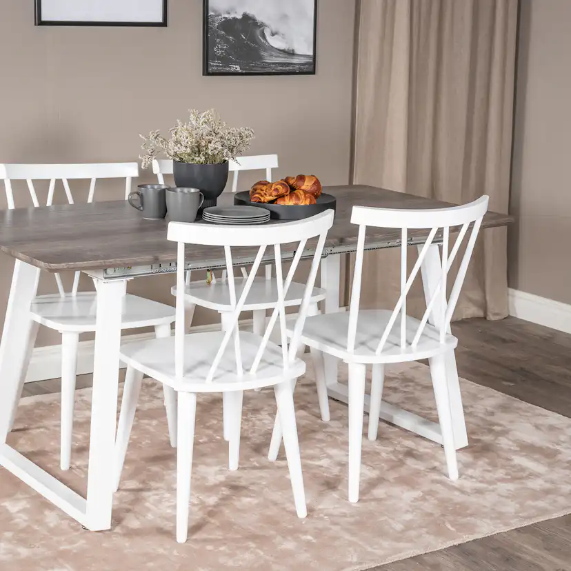 Matgrupp Venture Home Ina med 4 Marie Stolar