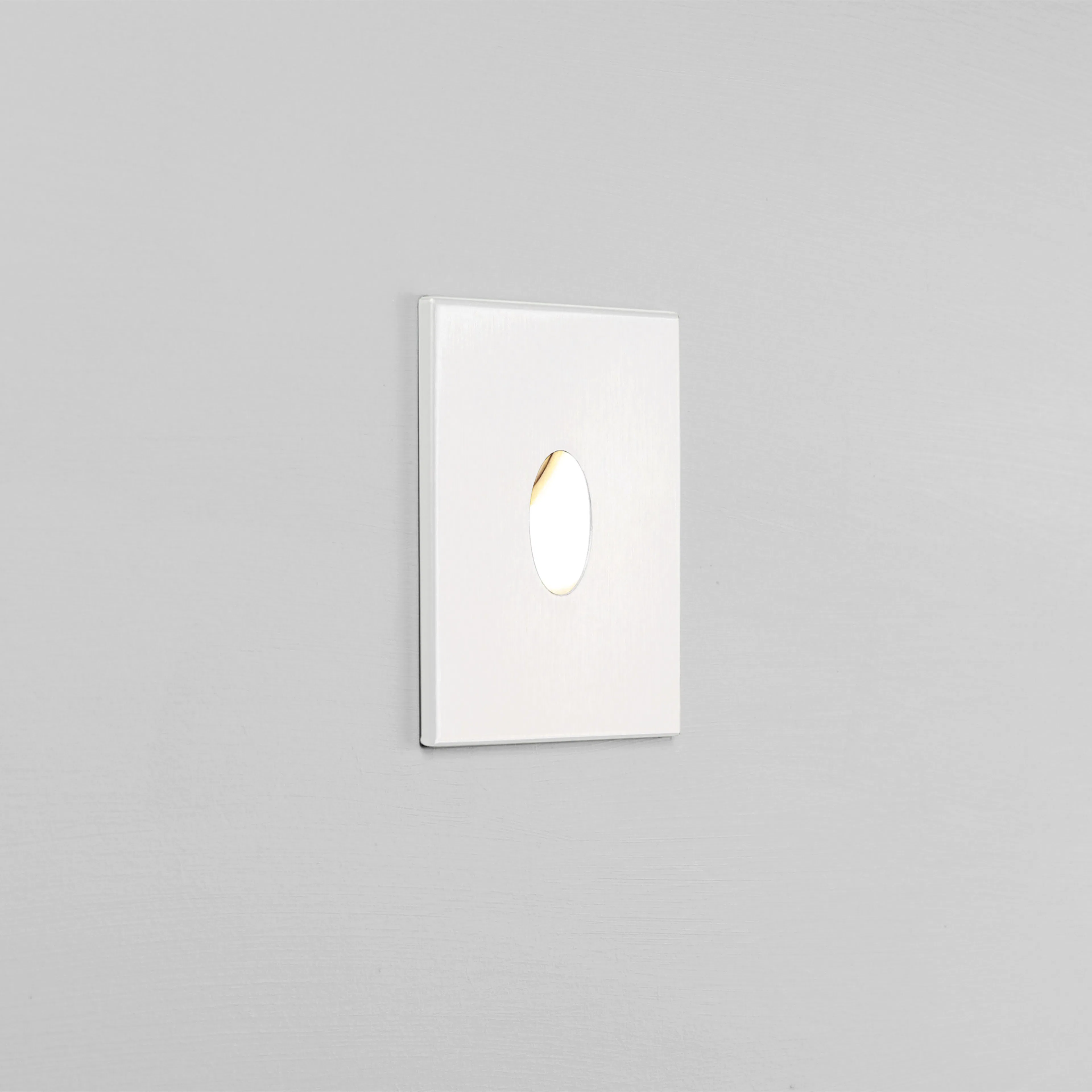 Vägglampa Astro Tango