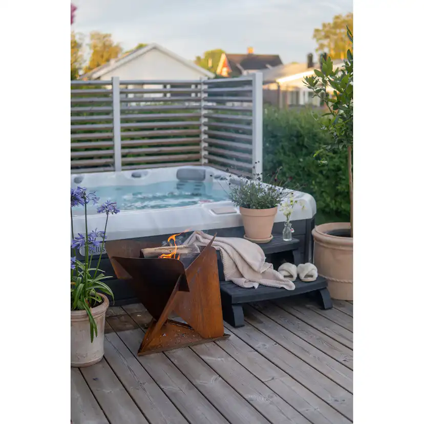 Eldfat Jabo Triangel Inkl Fat Corten 64x64x54 cm