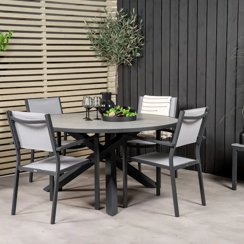 Parma - Table ø 140 - Svart Alu /Grey Aintwood+Copacabana Ar Svart/Grå