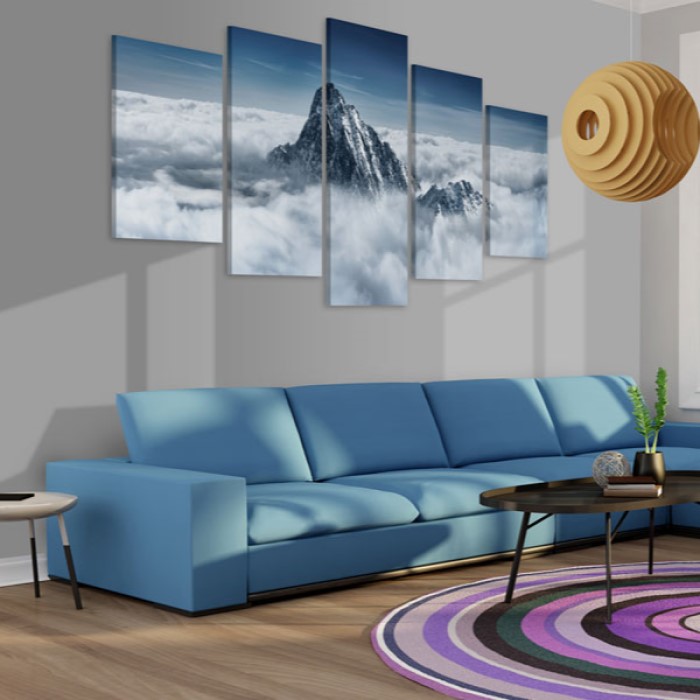 Tavla Arkiio A Peak Rising Above The Clouds