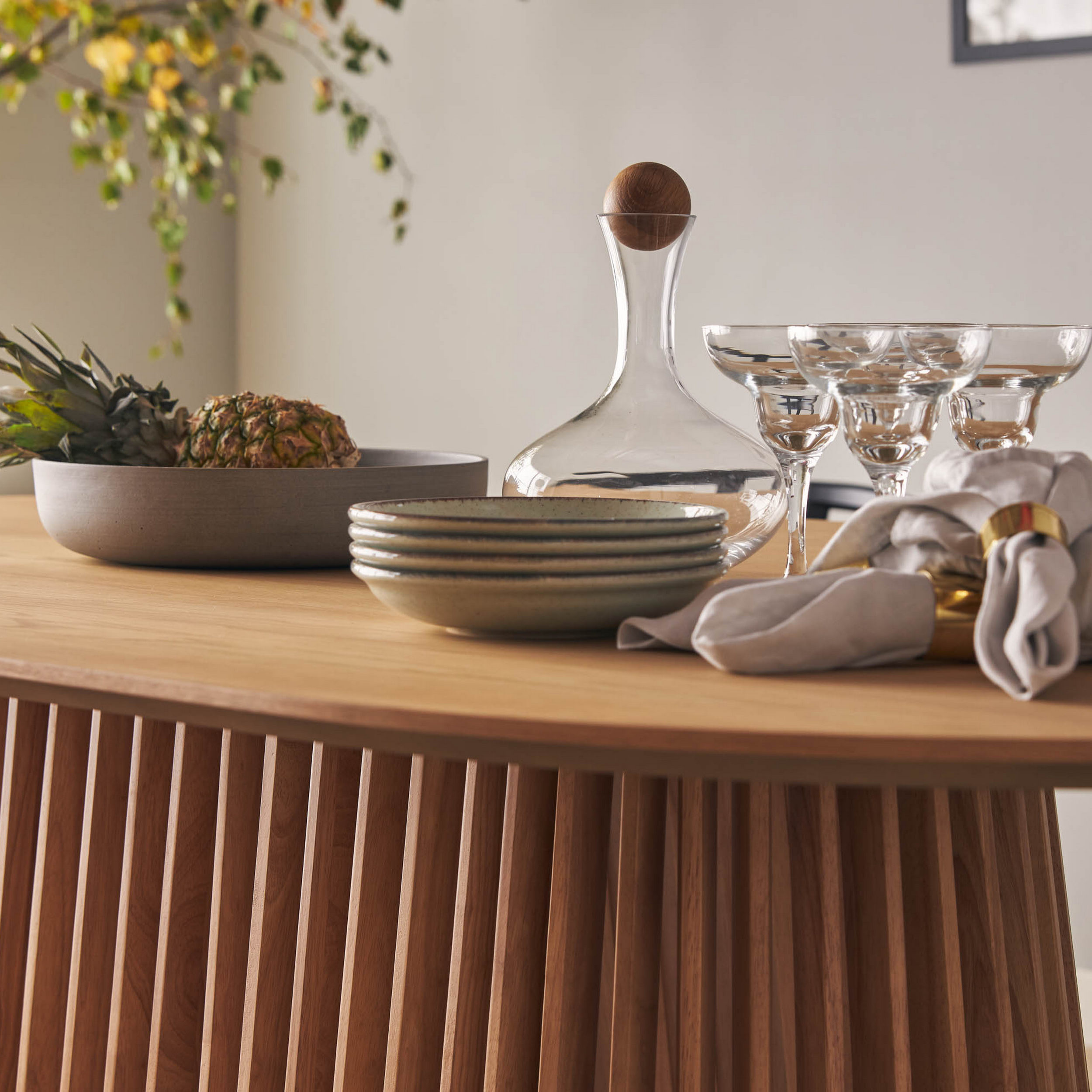 Matbord Bark Peyra Ovalt Bord 200cm