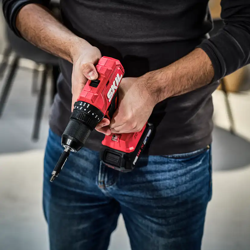 Slagborr/Skruvdragare SKIL 3021 AA Batteridriven Kolborstfri