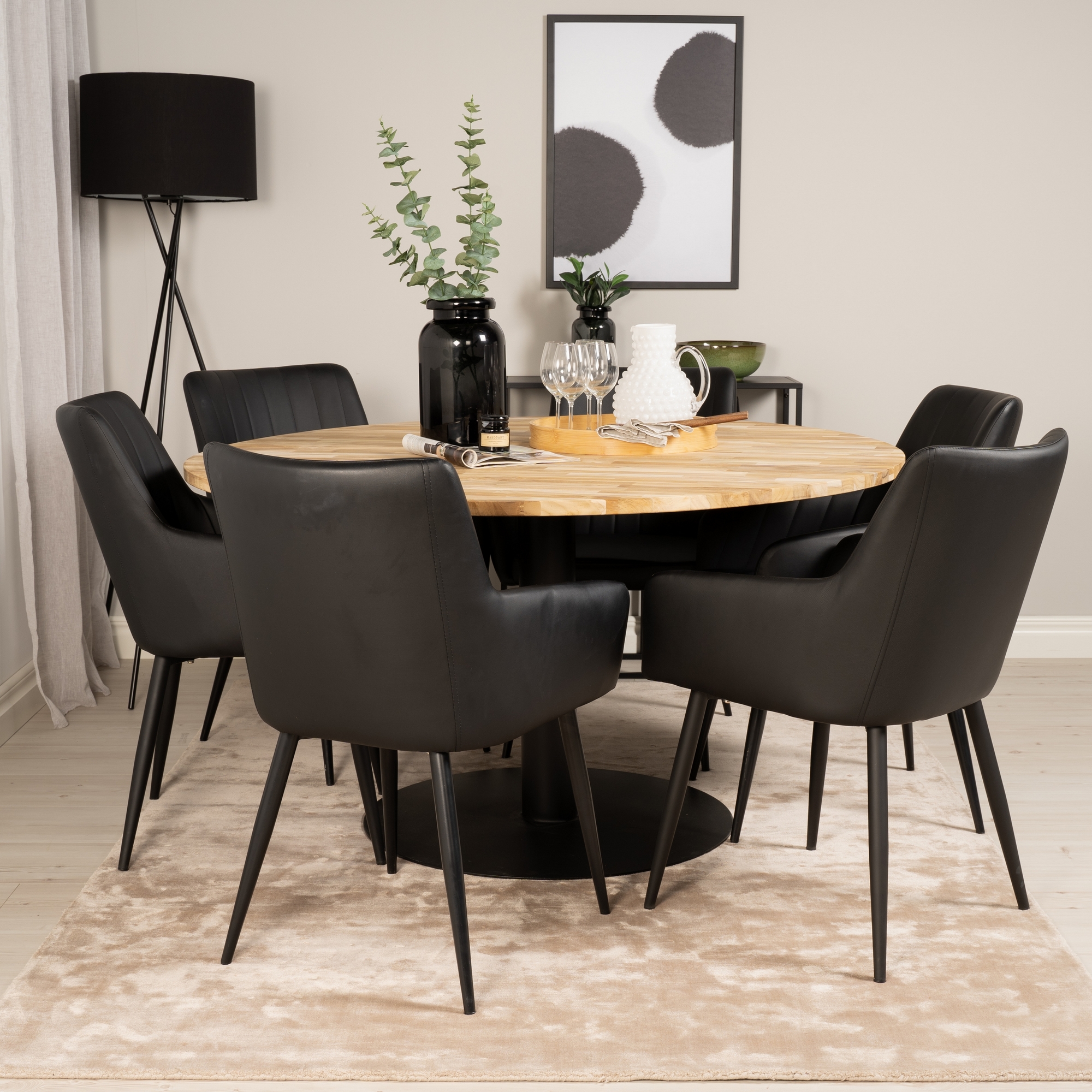 Matgrupp Venture Home Cornelia med 6 Corina Stolar Rund