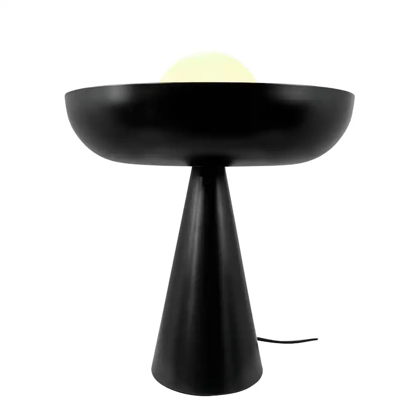 Bordslampa Dyberg Larsen Arch