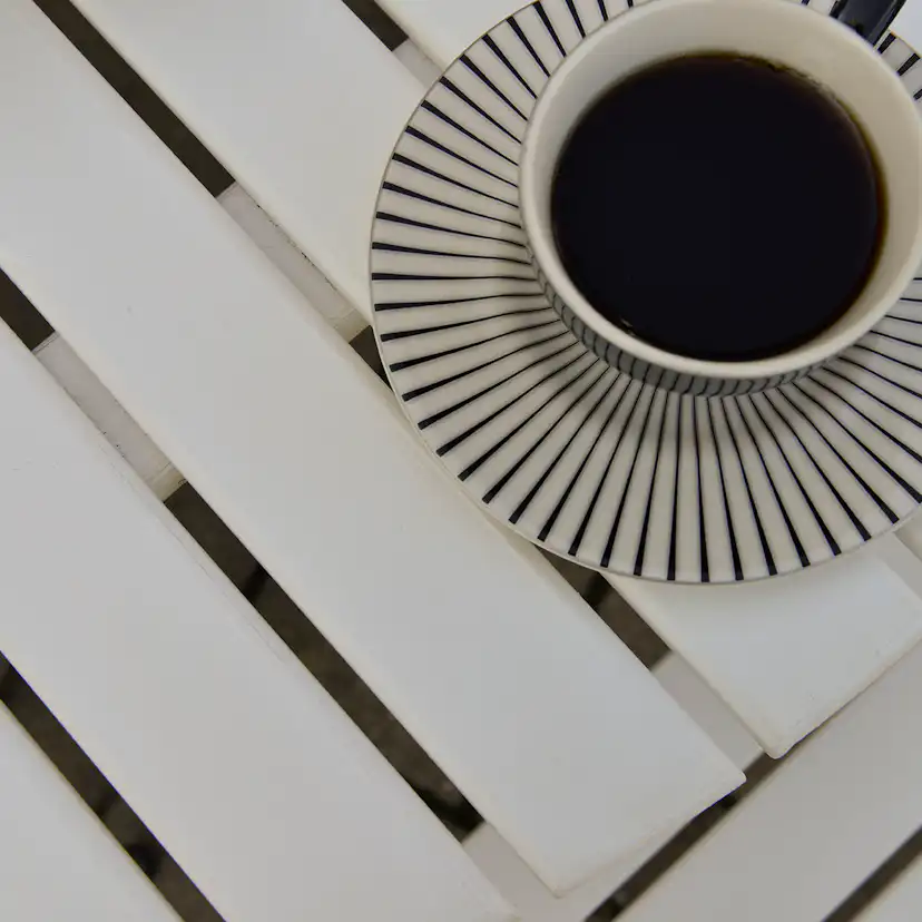 Utebord Hillerstorp Sandhamn