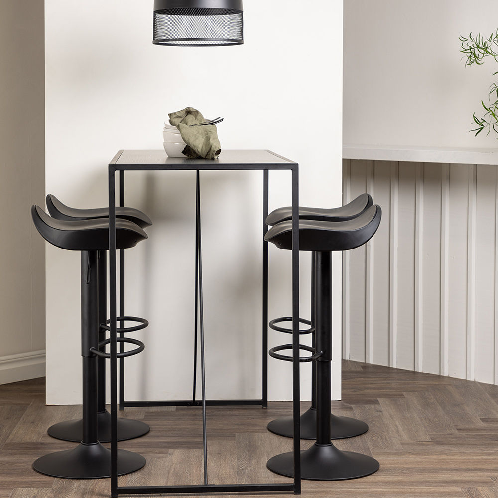 Matgrupp Venture Home Brea med 4 Adesto Stolar