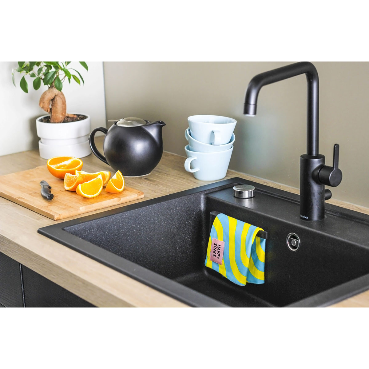 Disktrasehållare Happy Sinks Biokomposit Svart - Ett Hygieniskt Tillbehör för Köket