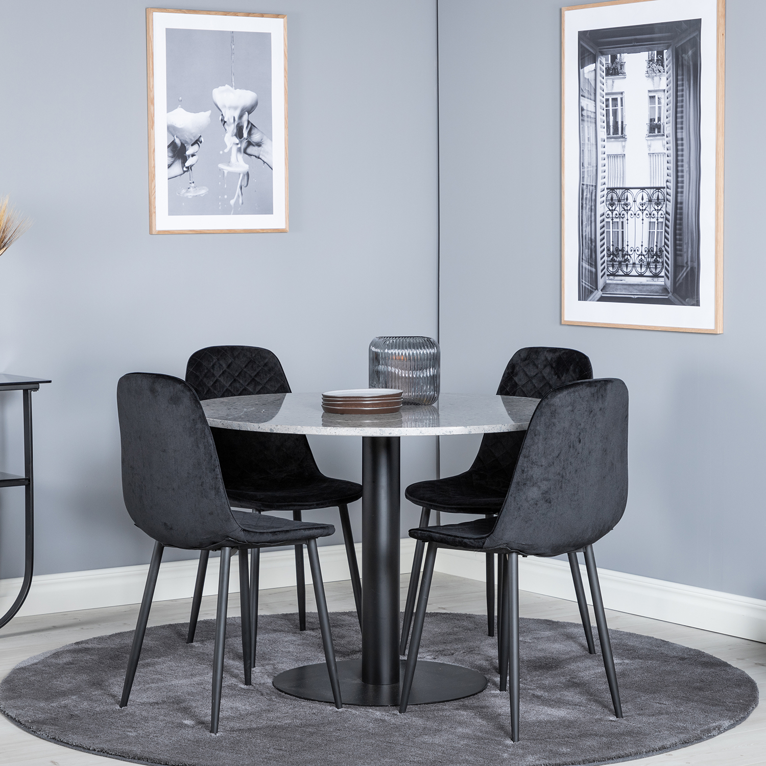 Matgrupp Venture Home Roxanna med 4 Phoi Stolar Runt